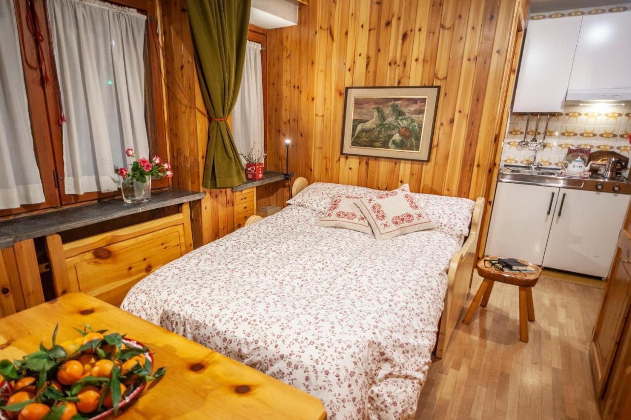 Casa-Chalet, In Centro A Courmayeur! エクステリア 写真